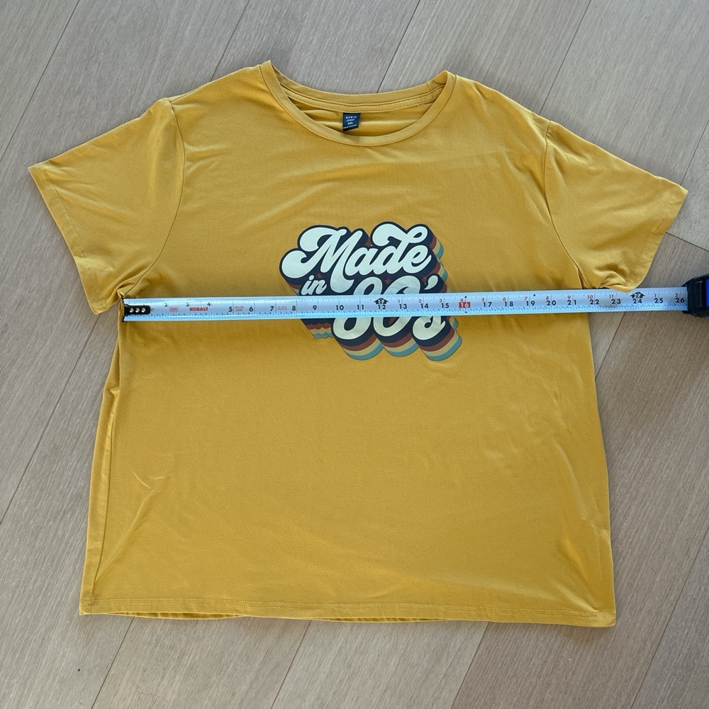 Size 1XL and Soft tshirt made of 95% polyester 5% Elastine.Made in 80’s - Picture 3 of 4
